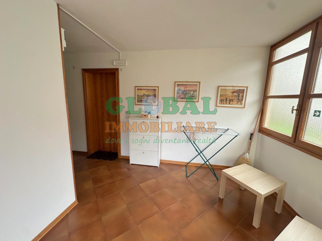 Enego – grazioso appartamento con 2 camere e garage