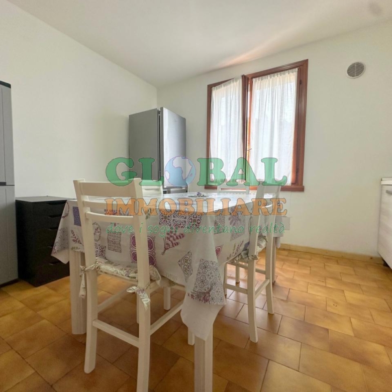 Enego – grazioso appartamento con 2 camere e garage