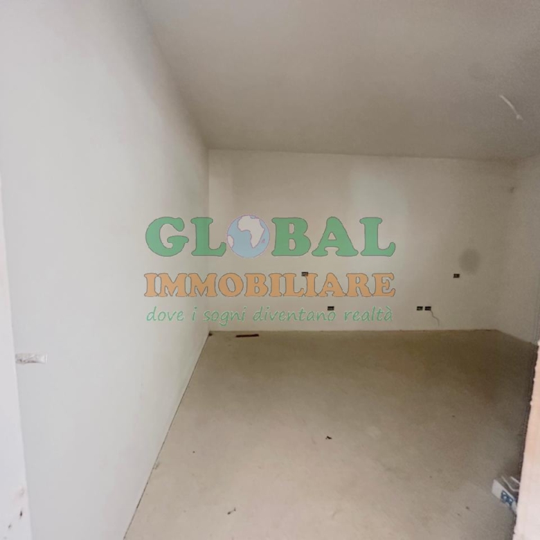 Ronchi Valsugana – Appartamento ristrutturato con garage, posto auto e cantina in vendita