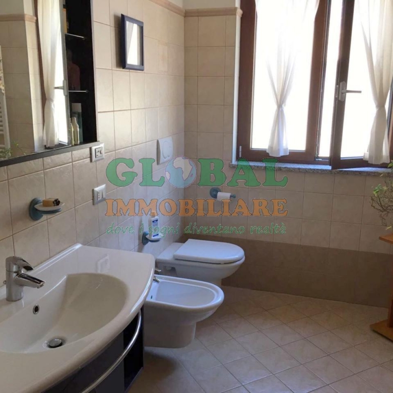 Ospedaletto – Villa unifamiliare con grande giardino