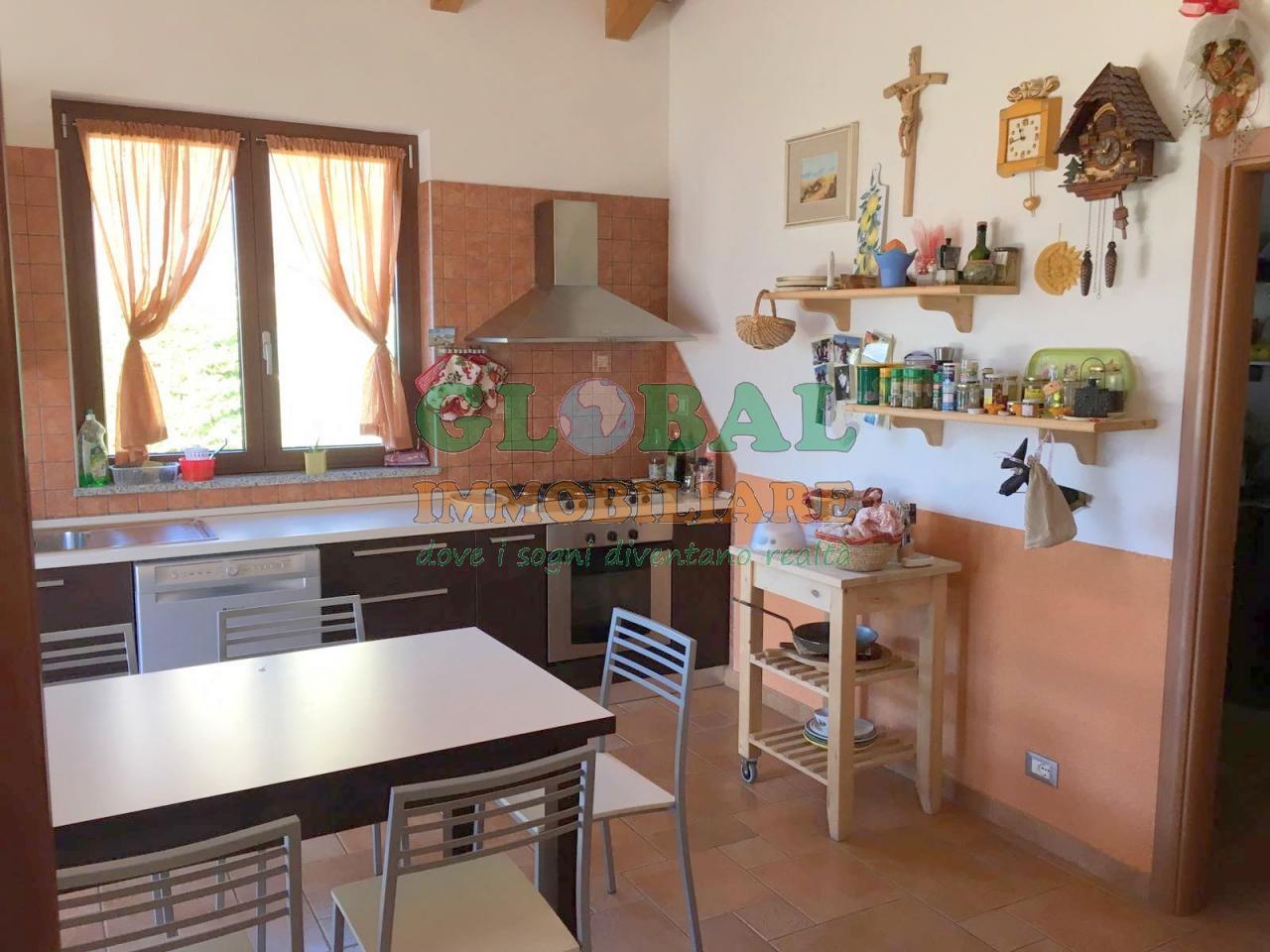 Ospedaletto – Villa unifamiliare con grande giardino