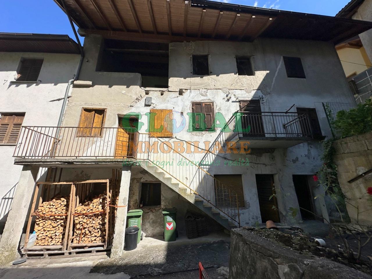 Grigno – edificio terra-tetto da ristrutturare