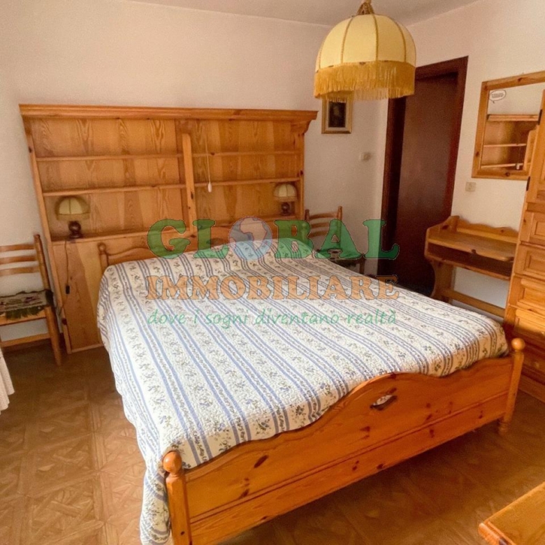 Grigno Frazione Tezze – porzione di casa su 3 piani