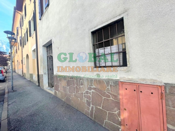 Borgo Valsugana –  locale commerciale a piano terra in vendita