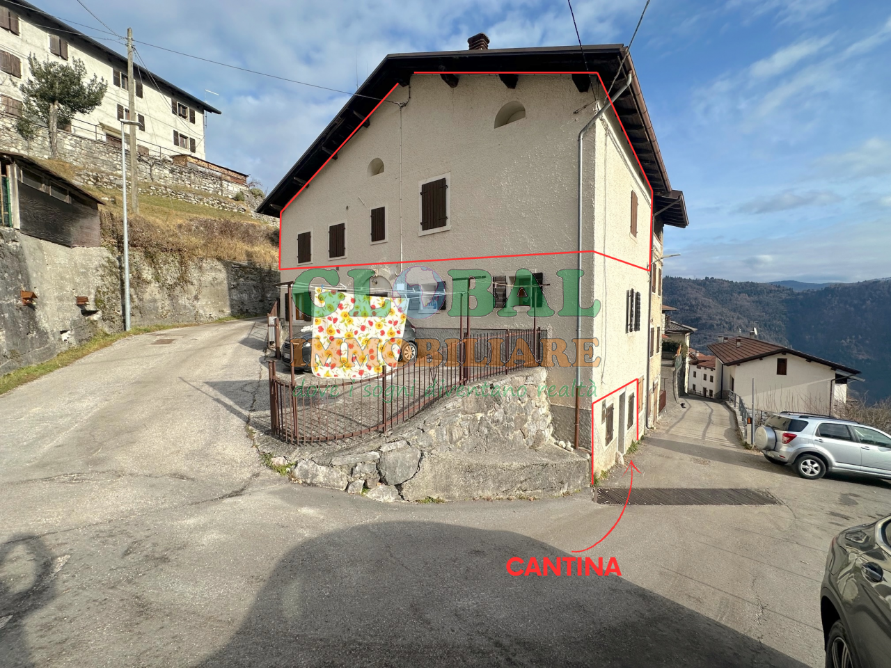 Enego -grande appartamento con cortile comune