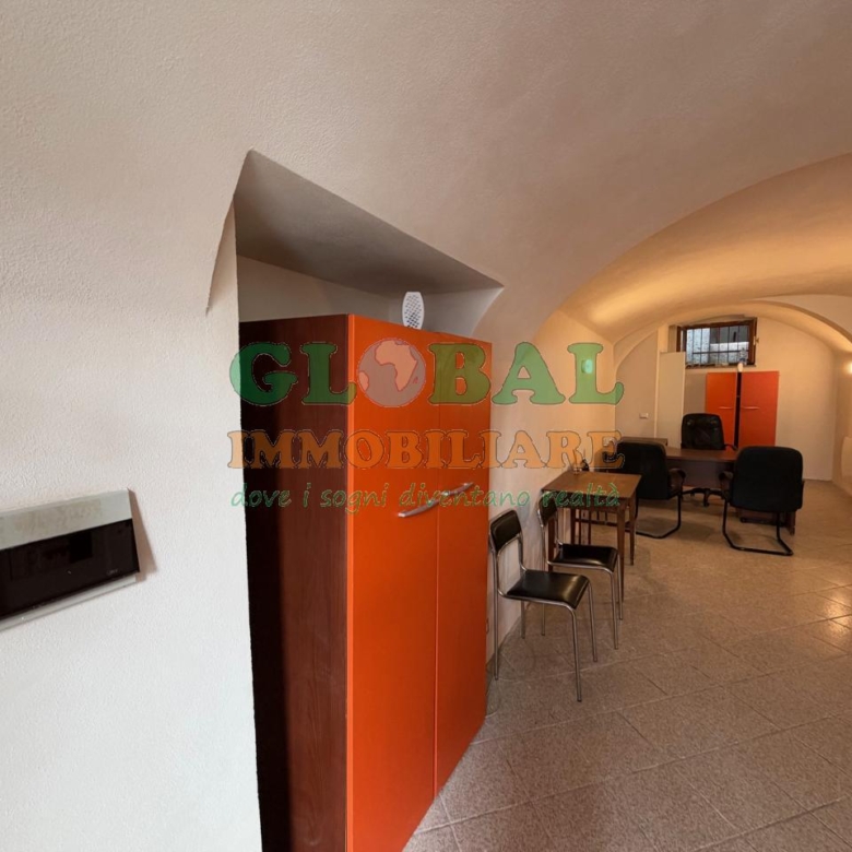Borgo Valsugana – UFFICIO/NEGOZIO con servizi igienici
