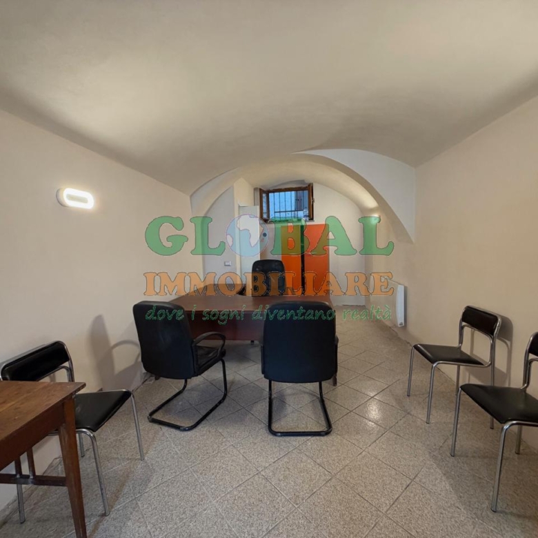 Borgo Valsugana – UFFICIO/NEGOZIO con servizi igienici