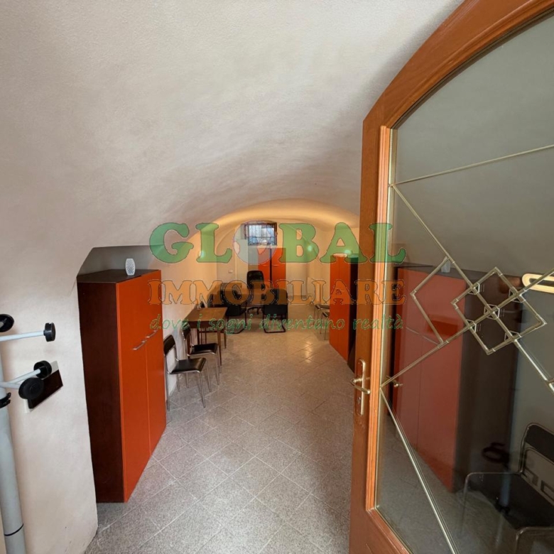 Borgo Valsugana – UFFICIO/NEGOZIO con servizi igienici