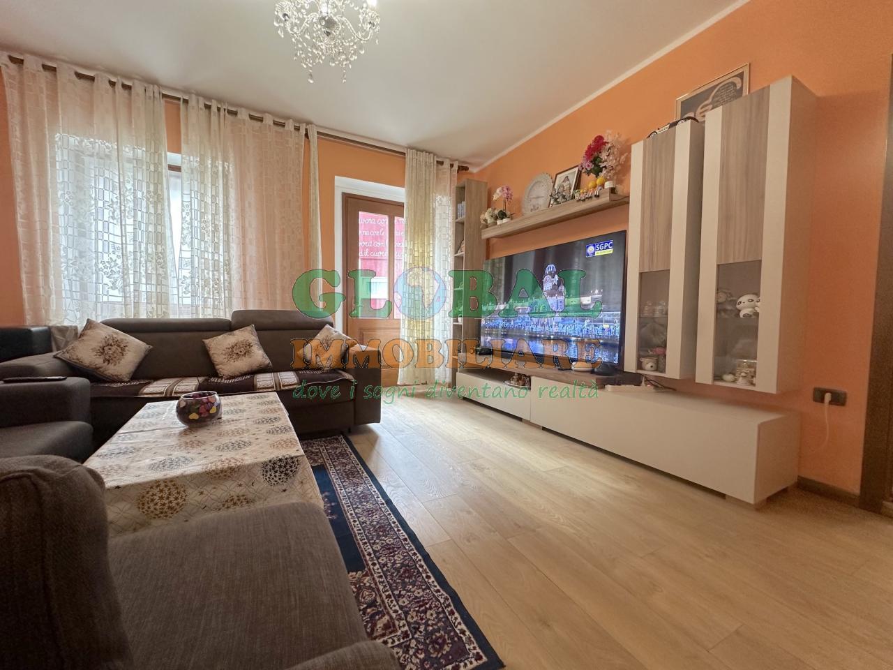 Grigno Ampio appartamento su due livelli con garage, terrazzo e possibilità di ricavare due unità abitative a Tezze di Grigno