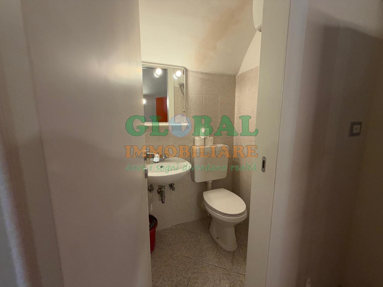 Borgo Valsugana – UFFICIO/NEGOZIO con servizi igienici