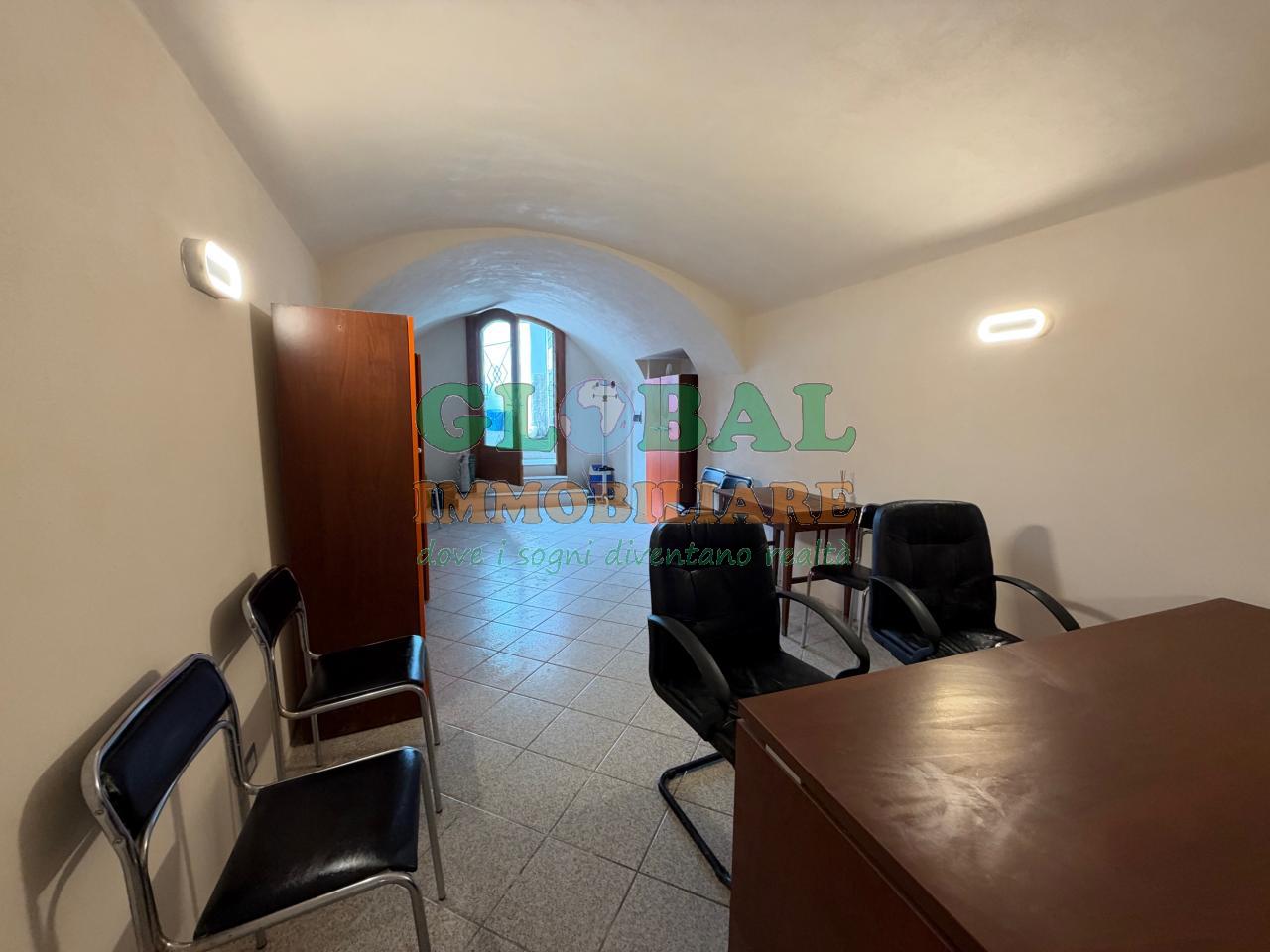 Borgo Valsugana – UFFICIO/NEGOZIO con servizi igienici