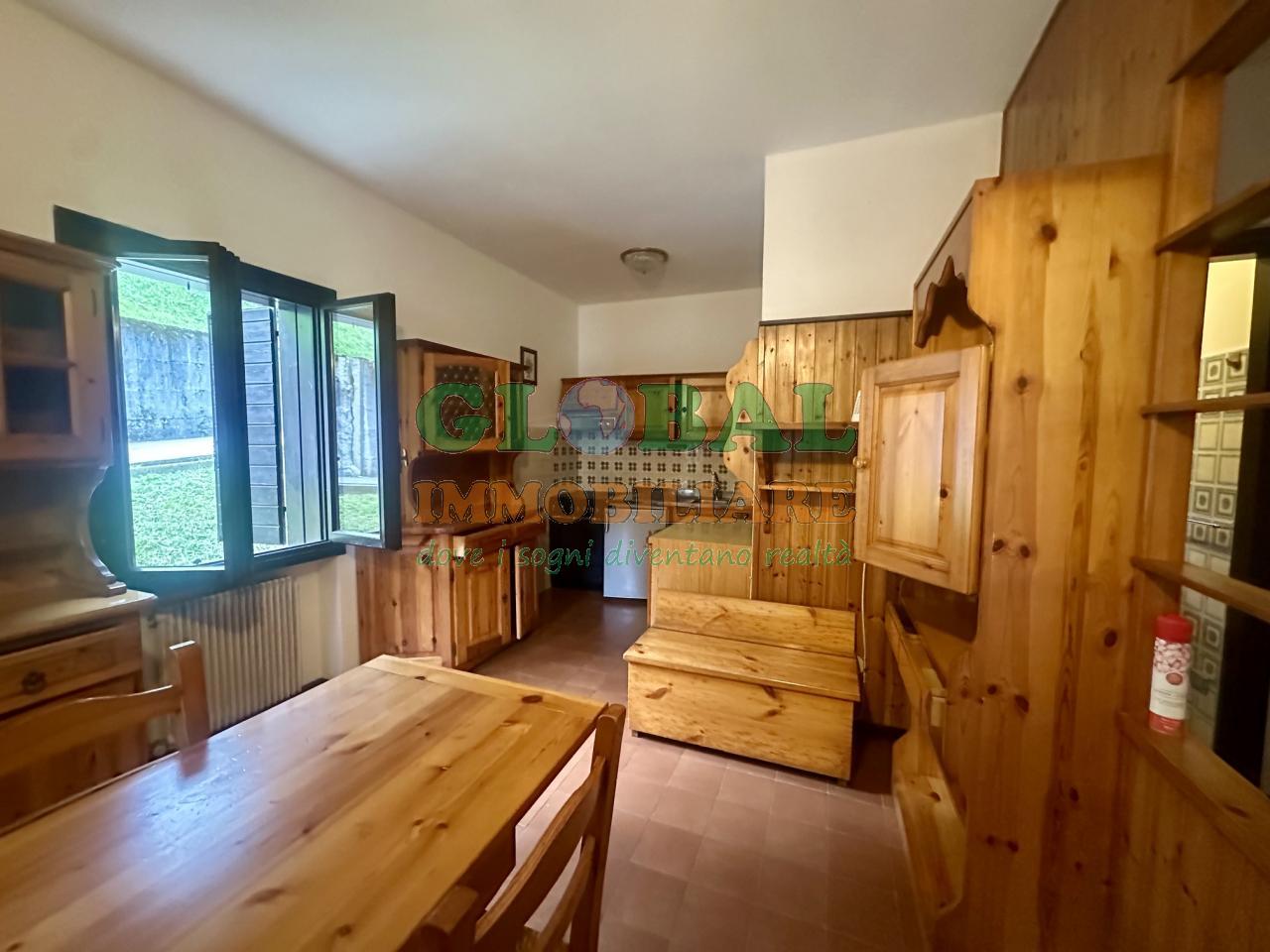 ENEGO – GRAZIOSO APPARTAMENTO IN STILE MONTANO