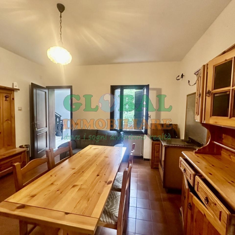 ENEGO – GRAZIOSO APPARTAMENTO IN STILE MONTANO