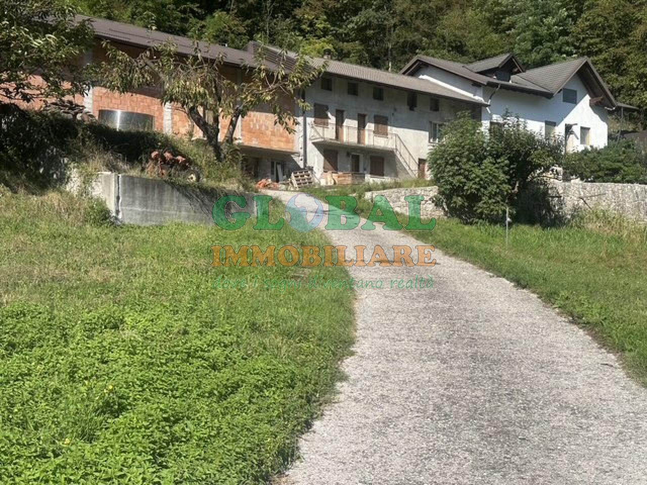 Ospedaletto (TN) Porzione di casa terra-tetto con vista panoramica sulla Valsugana