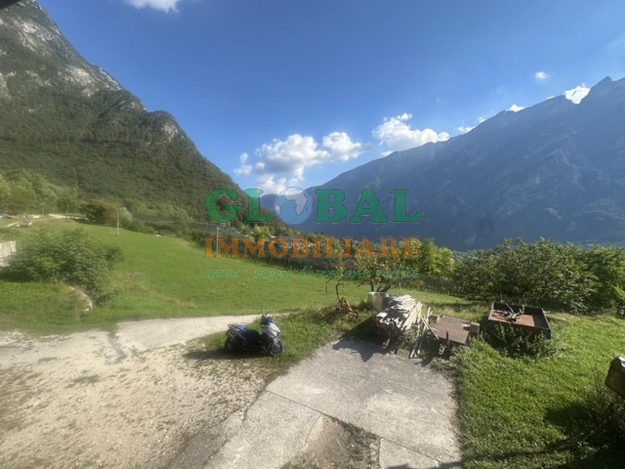 Ospedaletto (TN) Porzione di casa terra-tetto con vista panoramica sulla Valsugana
