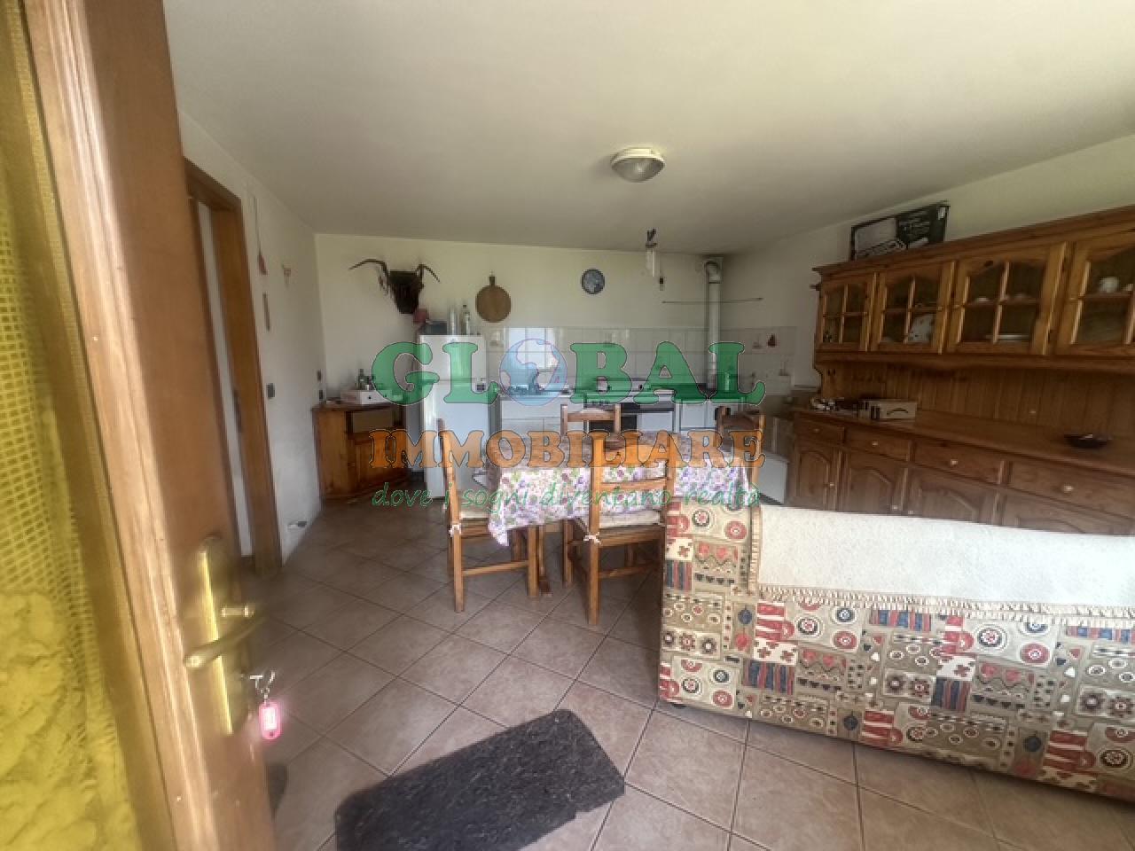 Ospedaletto (TN) Porzione di casa terra-tetto con vista panoramica sulla Valsugana