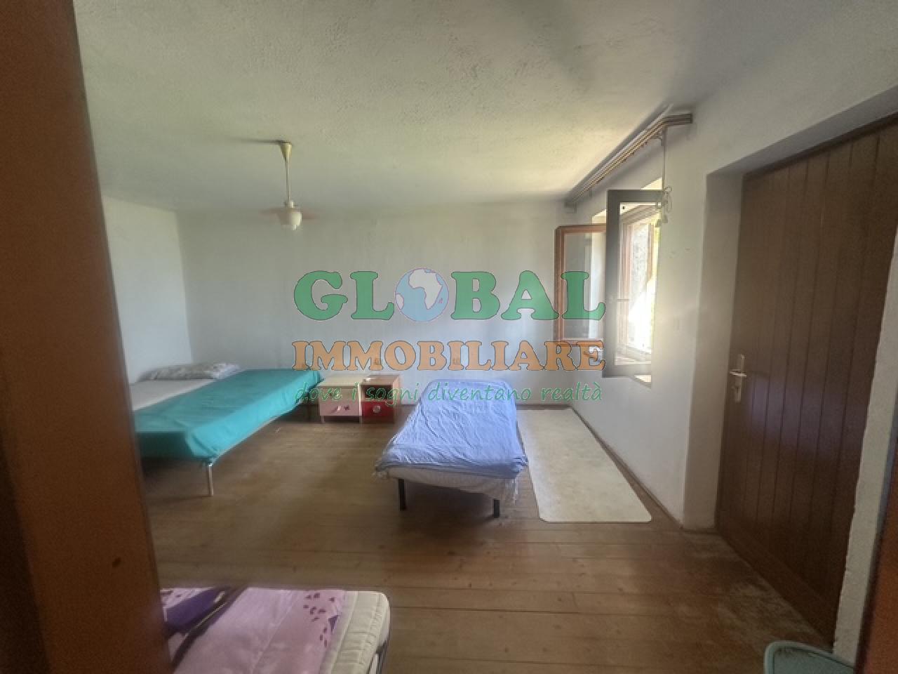 Ospedaletto (TN) Porzione di casa terra-tetto con vista panoramica sulla Valsugana