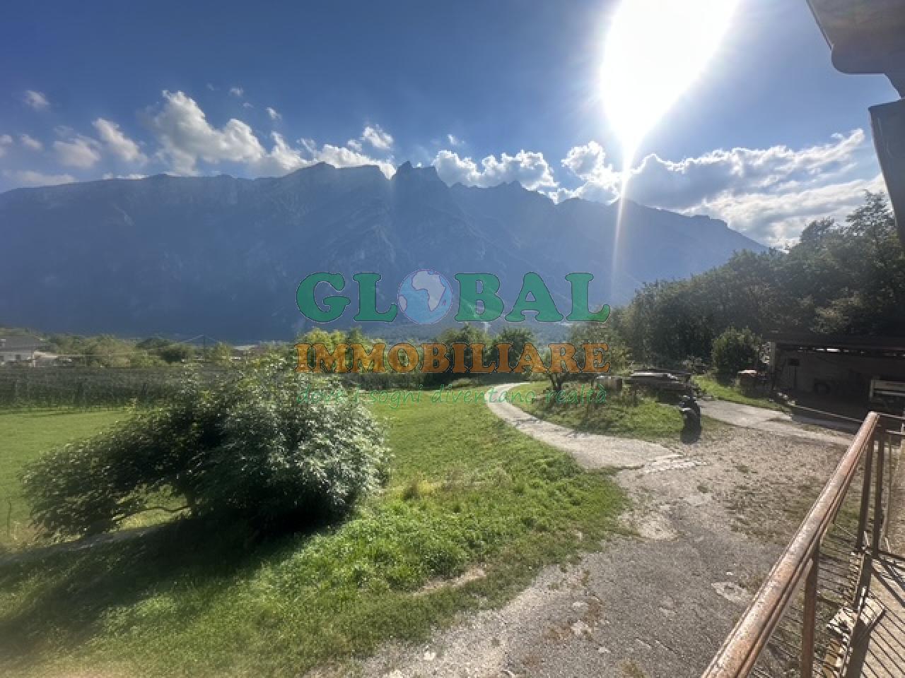 Ospedaletto (TN) Porzione di casa terra-tetto con vista panoramica sulla Valsugana
