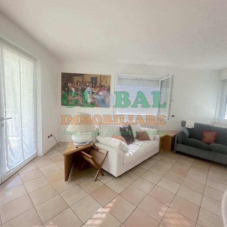 Ospedaletto – Appartamento 2 stanze giardino e garage
