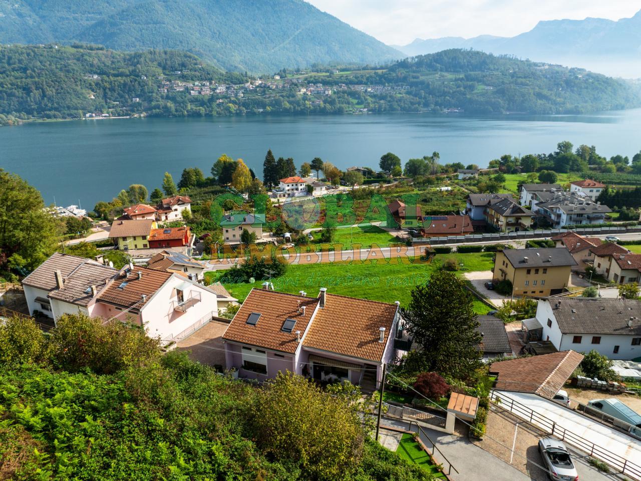 Pergine VALCANOVER – PRESTIGIOSO APPARTAMENTO DI AMPIE DIMENSIONI CON VISTA MOZZAFIATO SUL LAGO DI CALDONAZZOo
