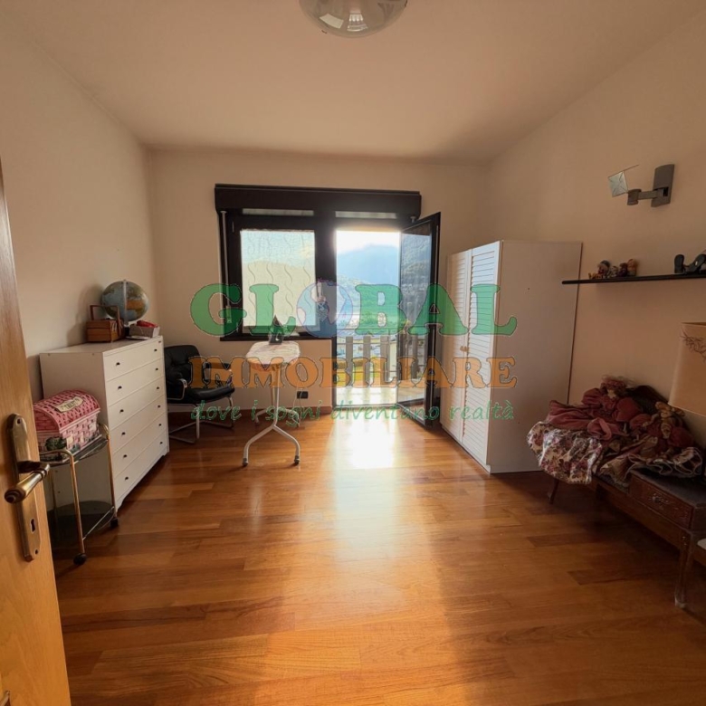 Pergine VALCANOVER – PRESTIGIOSO APPARTAMENTO DI AMPIE DIMENSIONI CON VISTA MOZZAFIATO SUL LAGO DI CALDONAZZOo