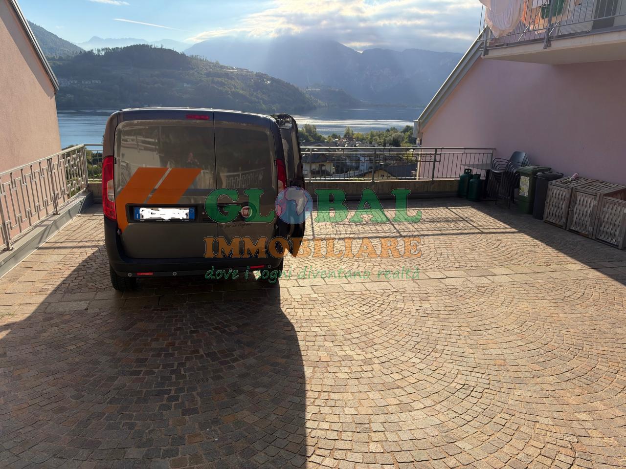 Pergine VALCANOVER – PRESTIGIOSO APPARTAMENTO DI AMPIE DIMENSIONI CON VISTA MOZZAFIATO SUL LAGO DI CALDONAZZOo